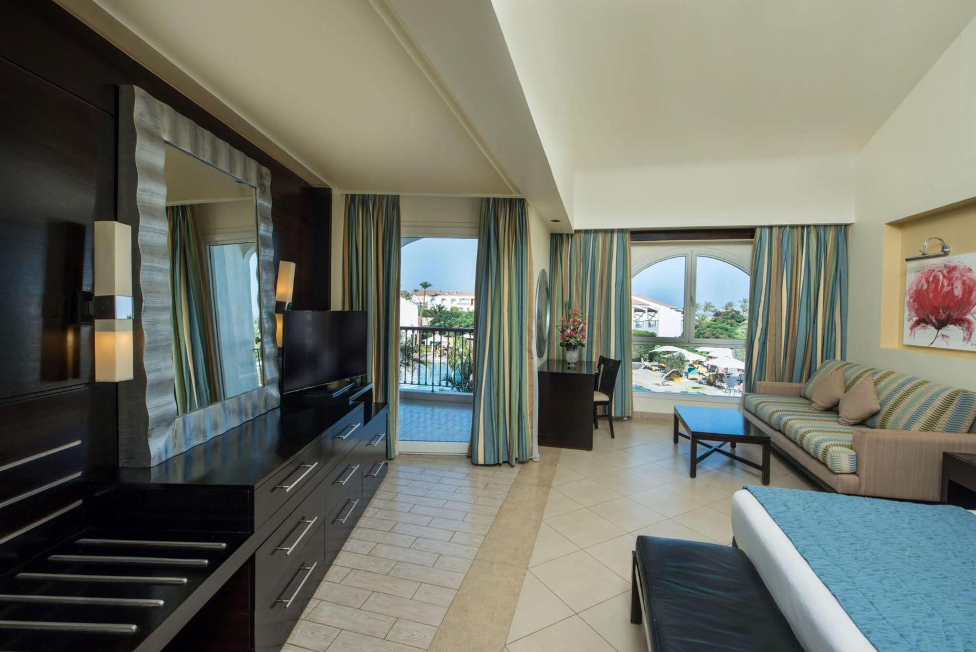 Reef Oasis Blue Bay Resort & Spa Sharm el-Sheikh Exterior foto