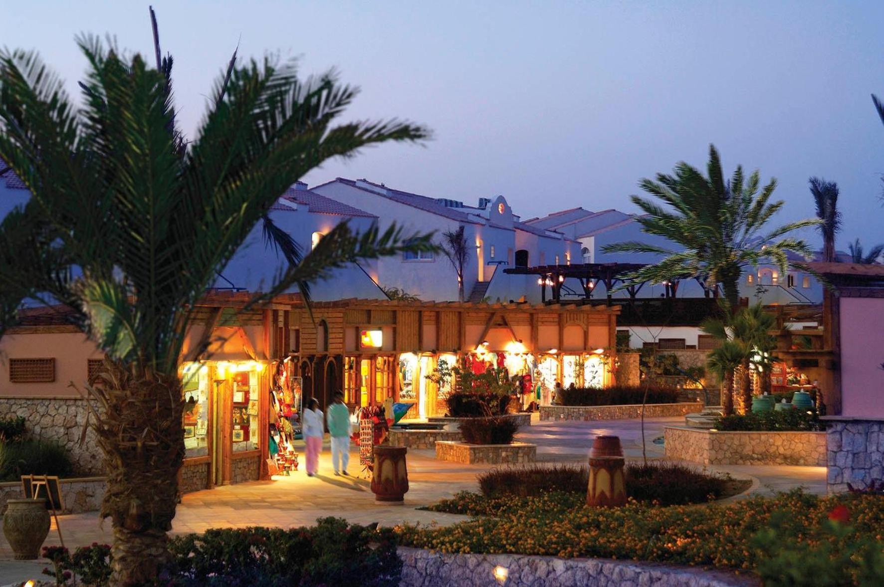 Reef Oasis Blue Bay Resort & Spa Sharm el-Sheikh Exterior foto The Village Outlet
