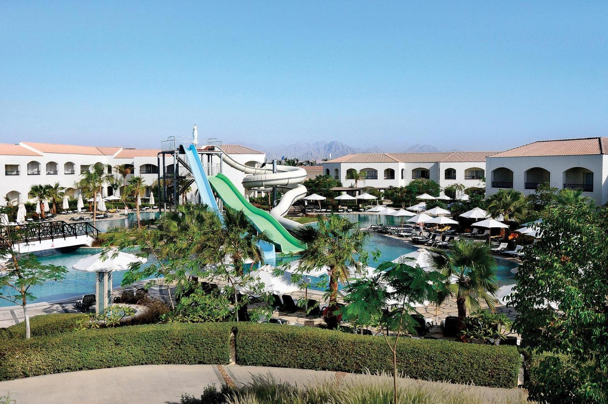 Reef Oasis Blue Bay Resort & Spa Sharm el-Sheikh Exterior foto The water park at the hotel